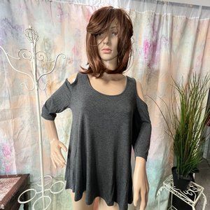 New 📌Zenana Outfitters Premium Loose Fit Cold Shoulder - Off Shoulder Rayon Top